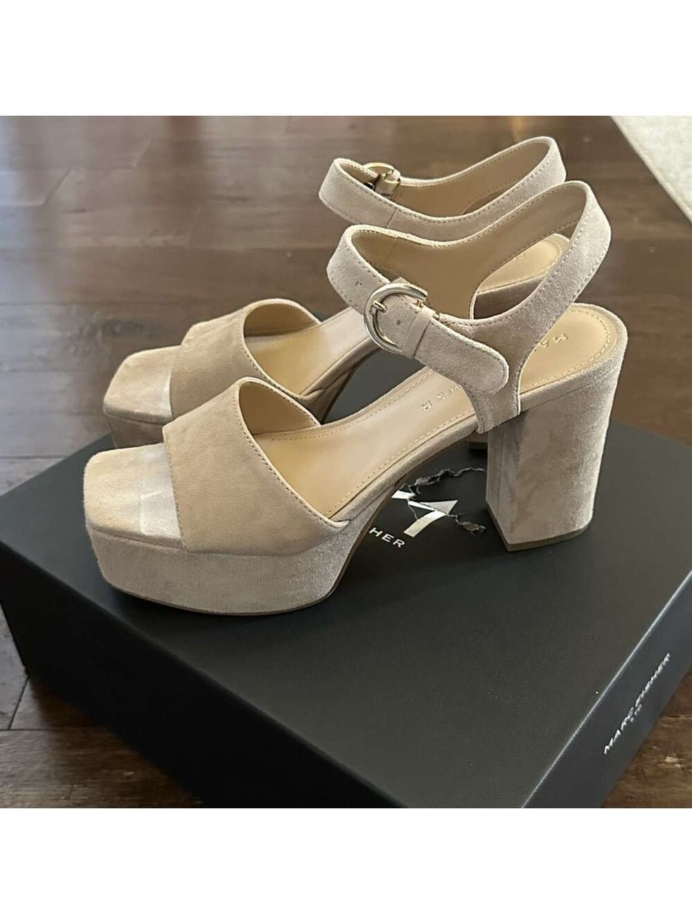 Marc Fisher LTD Cinthia Platform Sandals Women’s 8.5 Light Beige Suede NWT - Picture 8 of 15